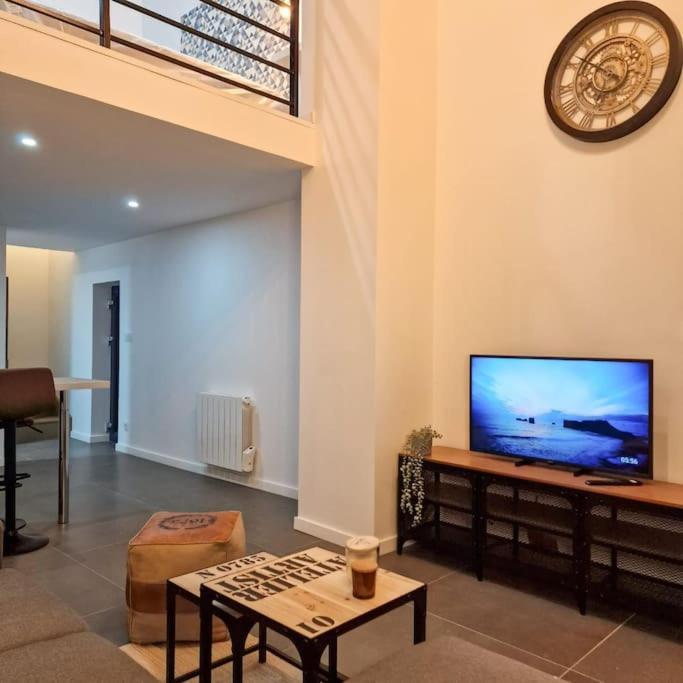 דירות סן-אטיין Grand Loft Avec Terrasse Privee מראה חיצוני תמונה
